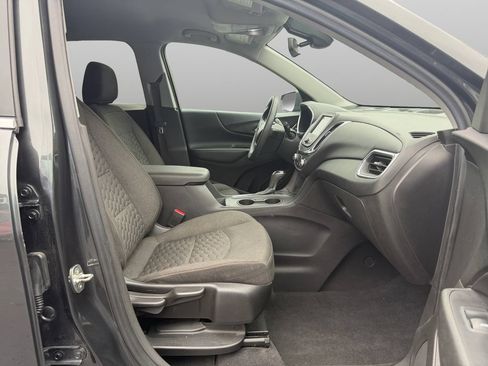 Used 2020 Chevrolet Equinox LT FWD image 21