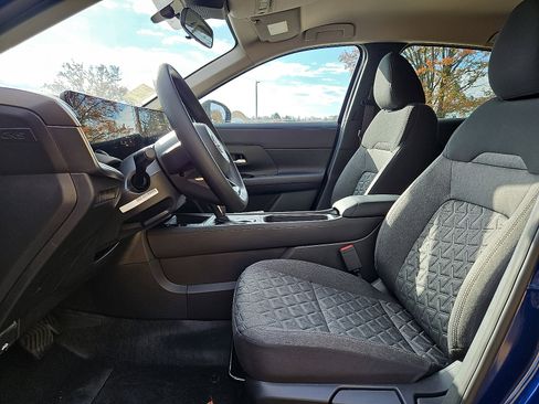 New 2026 Nissan Kicks SV w/ Cold Weather Package image 11