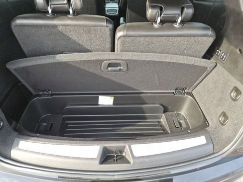 Used 2022 Cadillac XT6 Premium Luxury image 34