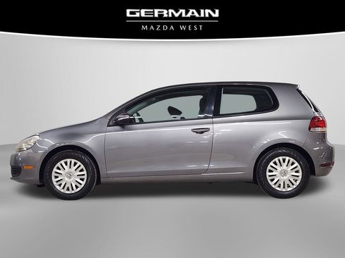 Used 2010 Volkswagen Golf 2-Door image 11