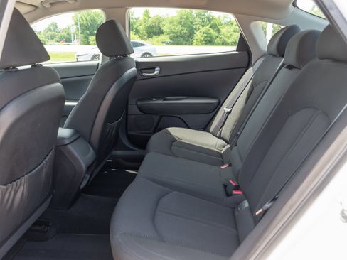 Used 2016 Kia Optima LX FWD image 16