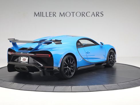 Used 2021 Bugatti Chiron Pur Sport image 7