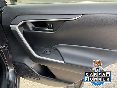 Used 2024 Toyota RAV4 LE image 19