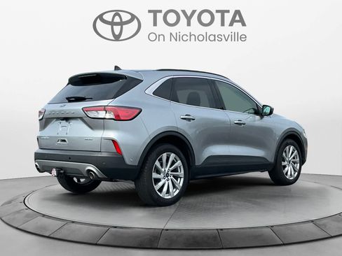 Used 2021 Ford Escape Titanium w/ Titanium Elite Package AWD/4WD image 5