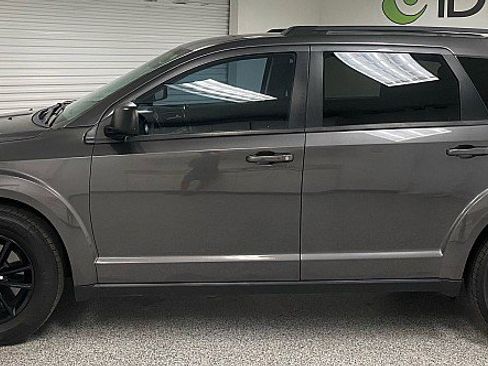 Used 2020 Dodge Journey SE w/ SE Popular Equipment Group image 8