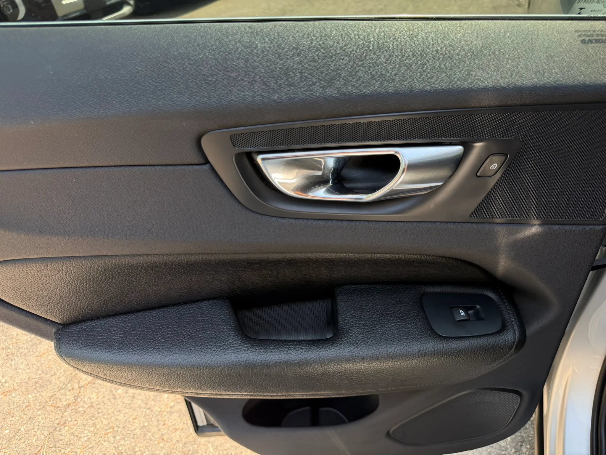 Used 2019 Volvo XC60 T5 Inscription w/ Protection Package Premier FWD image 15