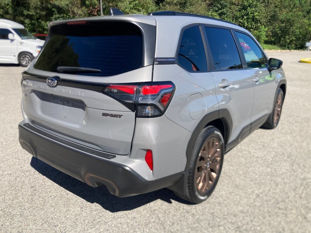 Used 2025 Subaru Forester Sport AWD/4WD image 7