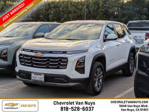 Used 2026 Chevrolet Equinox LT w/ LPO, Floor Liner Package image 1