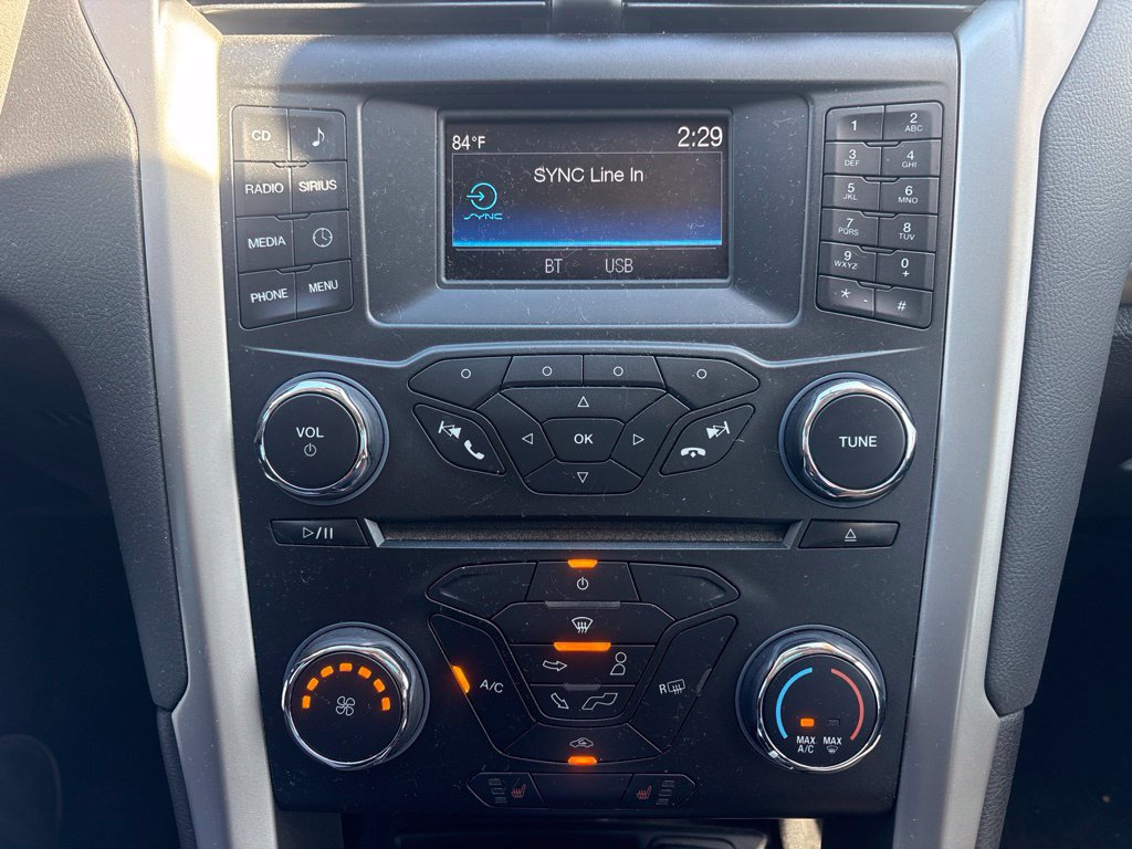 Used 2015 Ford Fusion SE w/ Equipment Group 202A FWD image 28