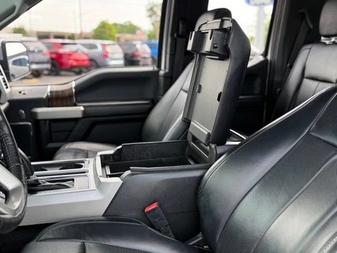 Used 2019 Ford F150 Lariat w/ Equipment Group 502A Luxury AWD/4WD image 24