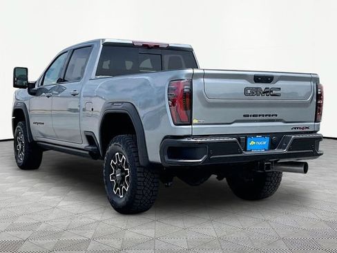 Used 2025 GMC Sierra 2500 AT4X w/ Snow Plow Prep/Camper Package AWD/4WD image 4