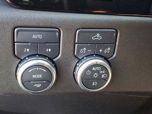 Certified 2025 GMC Sierra 1500 Elevation AWD/4WD image 21