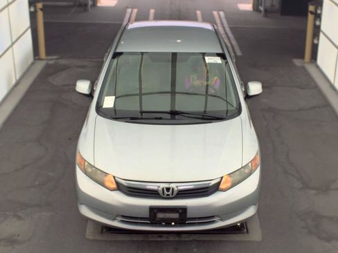 Used 2012 Honda Civic LX image 2