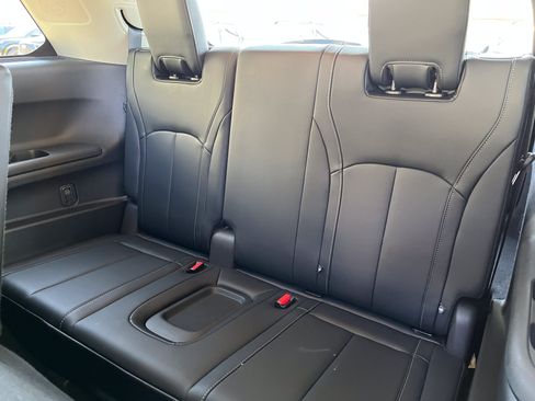 Certified 2023 INFINITI QX60 Luxe w/ Performance Audio Package FWD image 17
