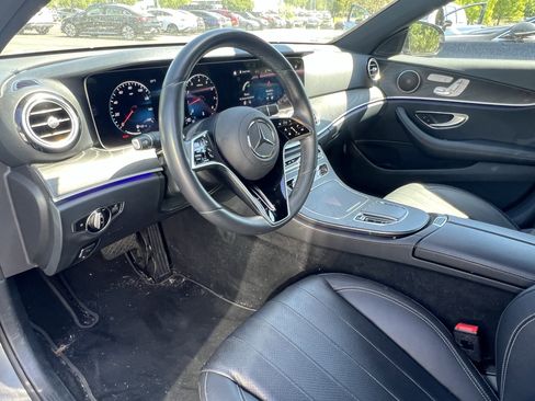 Used 2022 Mercedes-Benz E 350 Sedan image 17