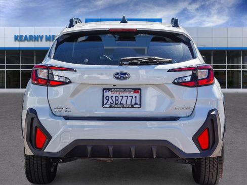 Used 2024 Subaru Crosstrek 2.0i Premium w/ Crosstrek Mirror Package AWD/4WD image 5
