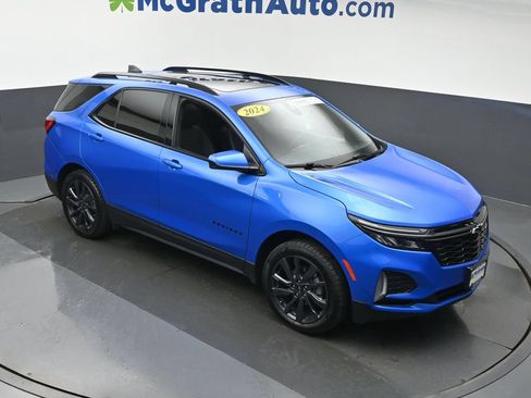 Used 2024 Chevrolet Equinox RS AWD/4WD image 3