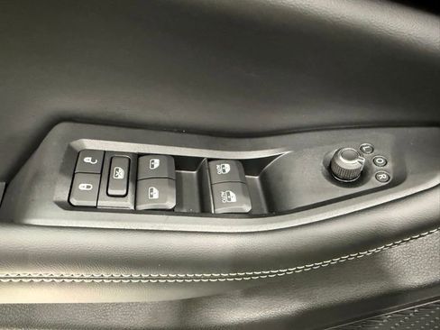 New 2025 Jeep Grand Cherokee L Altitude image 24