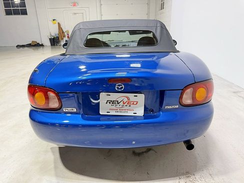 Used 1999 MAZDA MX-5 Miata Touring image 16
