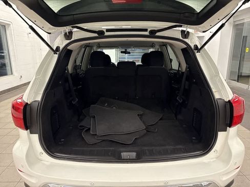 Used 2019 Nissan Pathfinder S AWD/4WD image 11