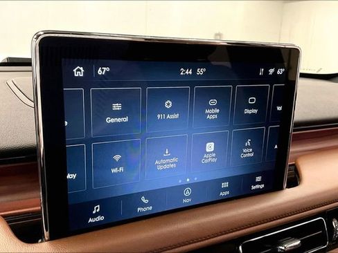 Used 2023 Lincoln Aviator Reserve w/ Equipment Group 201A AWD/4WD image 39