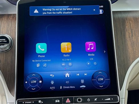 Used 2025 Mercedes-Benz GLC 300 4MATIC image 14