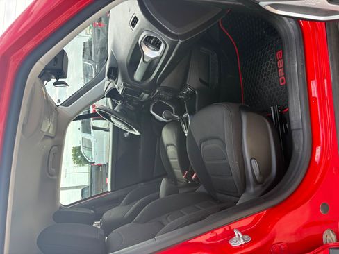 Used 2019 Jeep Renegade Latitude AWD/4WD image 14