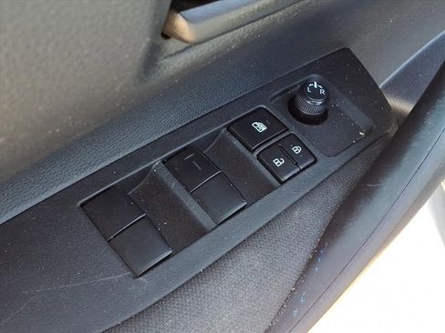 Used 2023 Toyota Corolla LE image 13