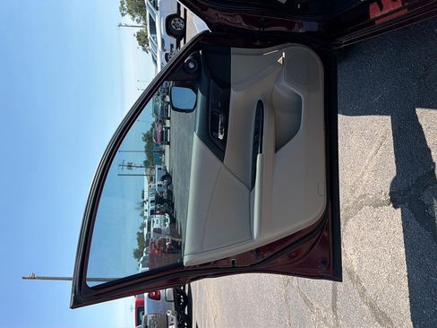 Used 2015 Honda Accord EX-L image 31