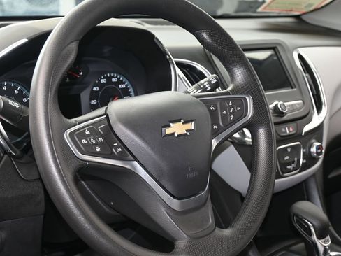 Used 2023 Chevrolet Equinox LS w/ Driver Confidence II Package image 13