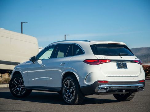 New 2026 Mercedes-Benz GLC 300 4MATIC image 7