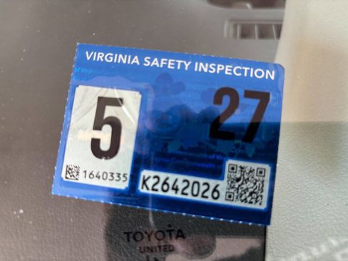 Used 2010 Toyota Corolla LE FWD image 10