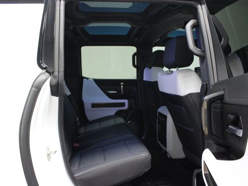 Used 2025 GMC Hummer EV 3X w/ Battery Pack, 24 Module Pack AWD/4WD image 15