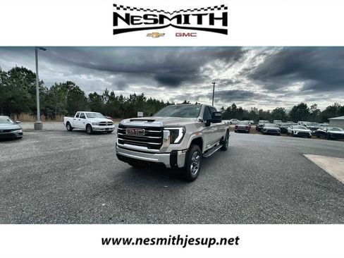 New 2026 GMC Sierra 2500 SLE w/ SLE Value Package; image 1