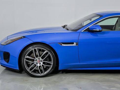 Used 2018 Jaguar F-TYPE R-Dynamic image 7
