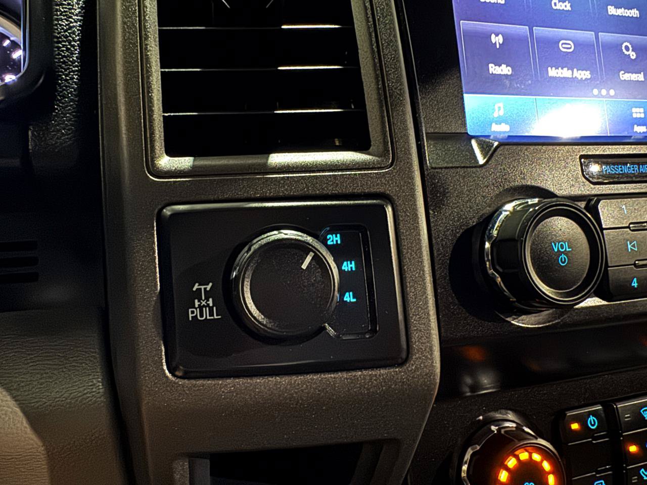 Used 2022 Ford F250 XL w/ STX Appearance Package AWD/4WD image 24