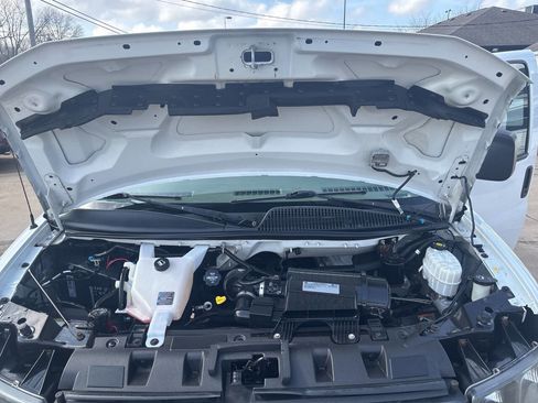 Used 2019 Chevrolet Express 2500 w/ Communications Package RWD image 24