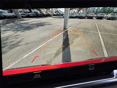 Certified 2025 Chevrolet Silverado 1500 LT image 32