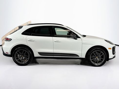 Used 2025 Porsche Macan Turbo image 8