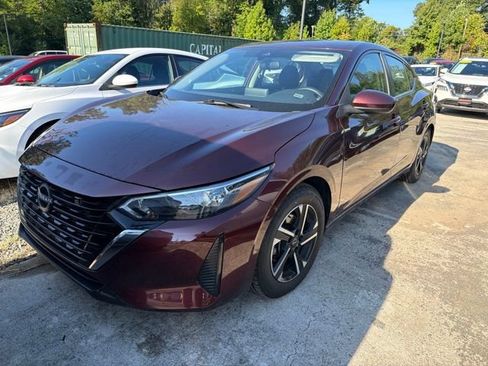Used 2024 Nissan Sentra SV FWD image 1