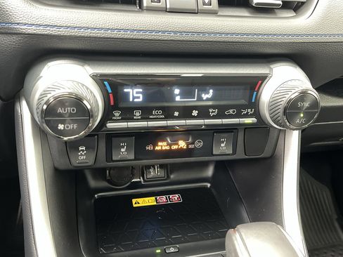 Used 2024 Toyota RAV4 XSE w/ Advanced Technology Package image 20