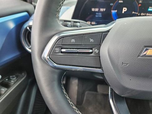 Used 2025 Chevrolet Equinox EV LT image 15