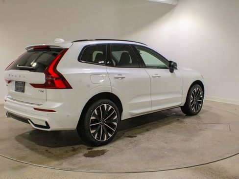 New 2026 Volvo XC60 T8 Ultra w/ Protection Package Premier AWD/4WD image 5