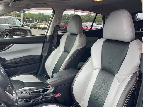 Used 2020 Subaru Crosstrek 2.0i Limited w/ Moonroof Package w/Navigation AWD/4WD image 13