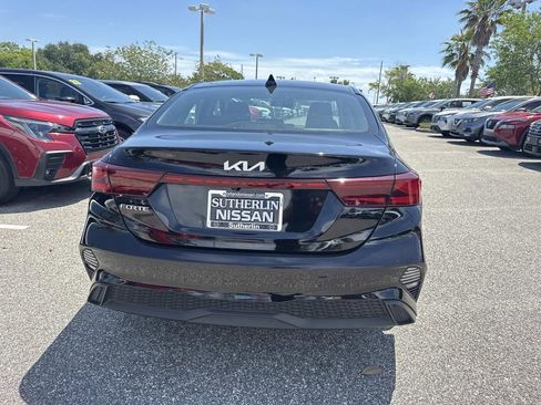 Used 2024 Kia Forte LXS FWD image 5