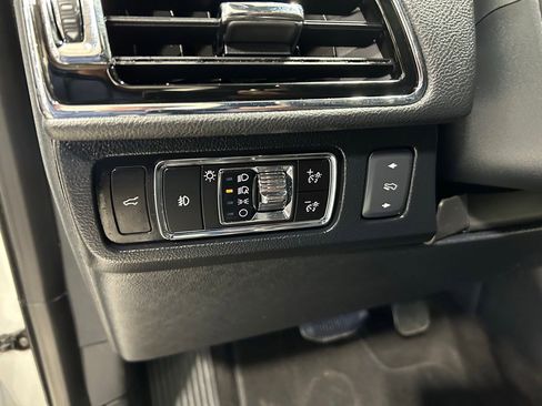 Certified 2023 Lincoln Navigator L Reserve AWD/4WD image 11