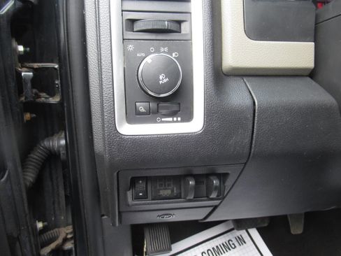 Used 2012 RAM 1500 Big Horn image 21