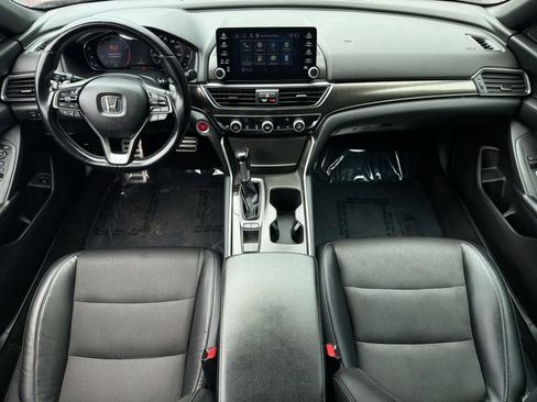 Used 2018 Honda Accord Sport image 16