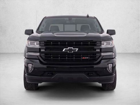 Used 2018 Chevrolet Silverado 1500 LTZ Z71 w/ Midnight Edition AWD/4WD image 2