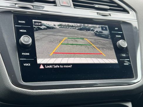 Used 2024 Volkswagen Tiguan Wolfsburg Edition image 22